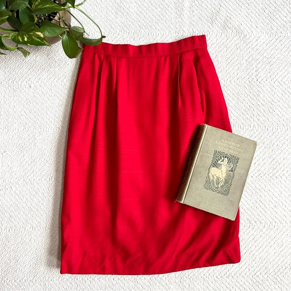 Vintage Red High Waisted Pleated Skirt - Picture 1 of 6